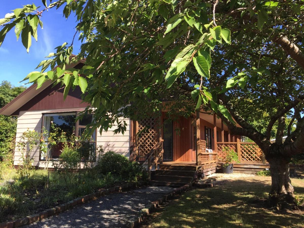 Chris'S Cabin Грейтаун Екстериор снимка